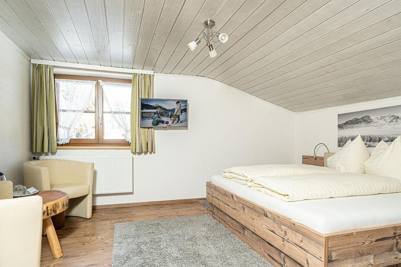Pension Berggeist Solden Exterior photo